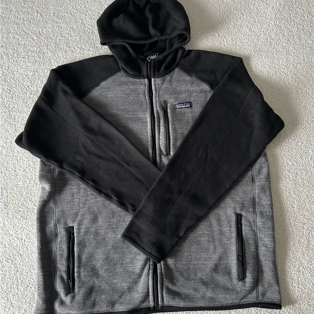 Patagonia Two-Tone Black and Gray Zip-Up Sweater